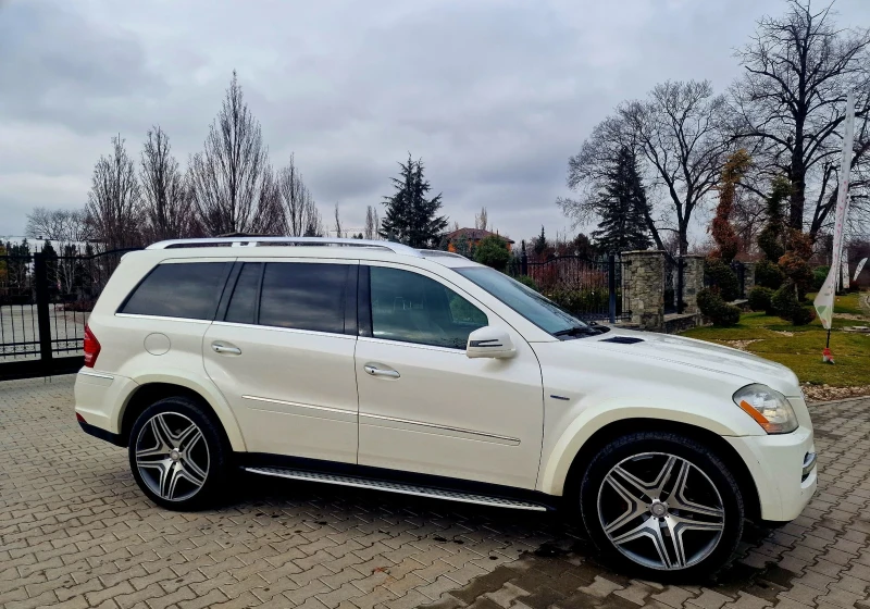 Mercedes-Benz GL 350 Сервизна история в Мерцедес , снимка 12 - Автомобили и джипове - 48229518