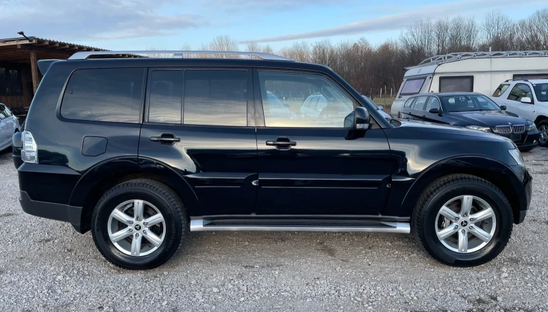Mitsubishi Pajero 7 места автоматик, снимка 4 - Автомобили и джипове - 52398036