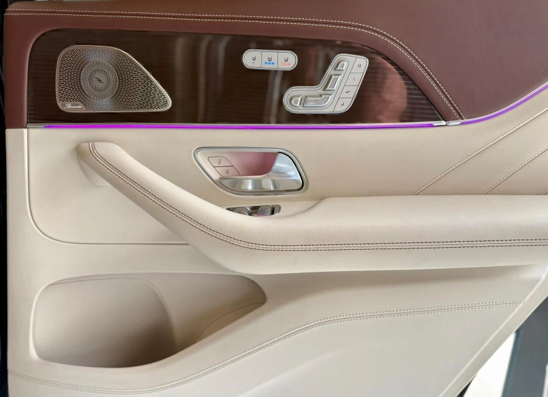 Mercedes-Benz GLS 600 Maybach* ActiveBodyControl* Burm* Лизинг* HeadUp* , снимка 14 - Автомобили и джипове - 52664598