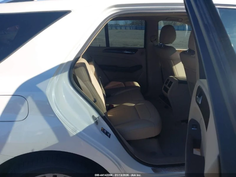 Mercedes-Benz ML 350 3.5l 4Matic, снимка 8 - Автомобили и джипове - 53577554