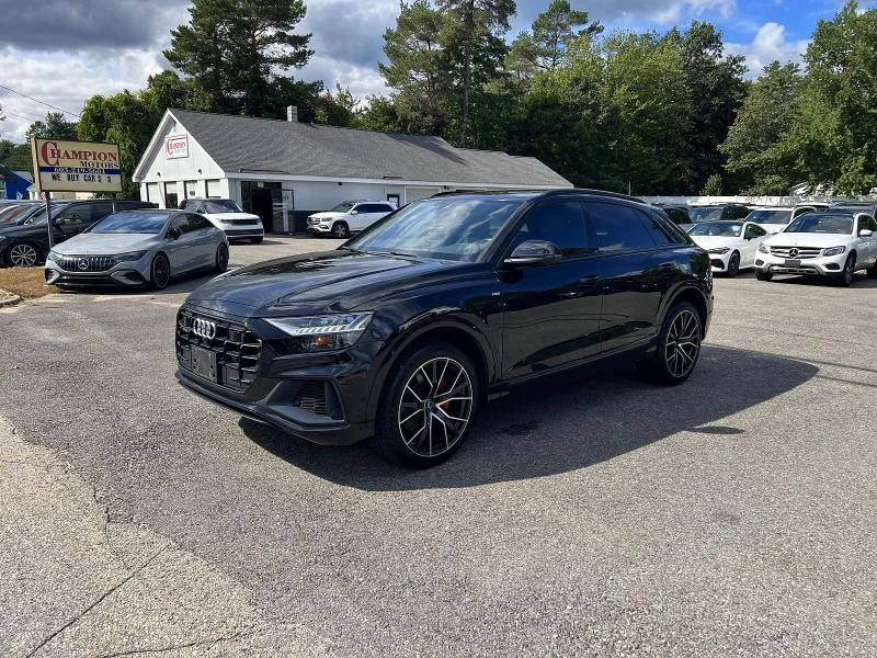 Audi Q8 S-LINE / PANO / ОБДУХВАНЕ / ЛИЗИНГ, снимка 2 - Автомобили и джипове - 56332316