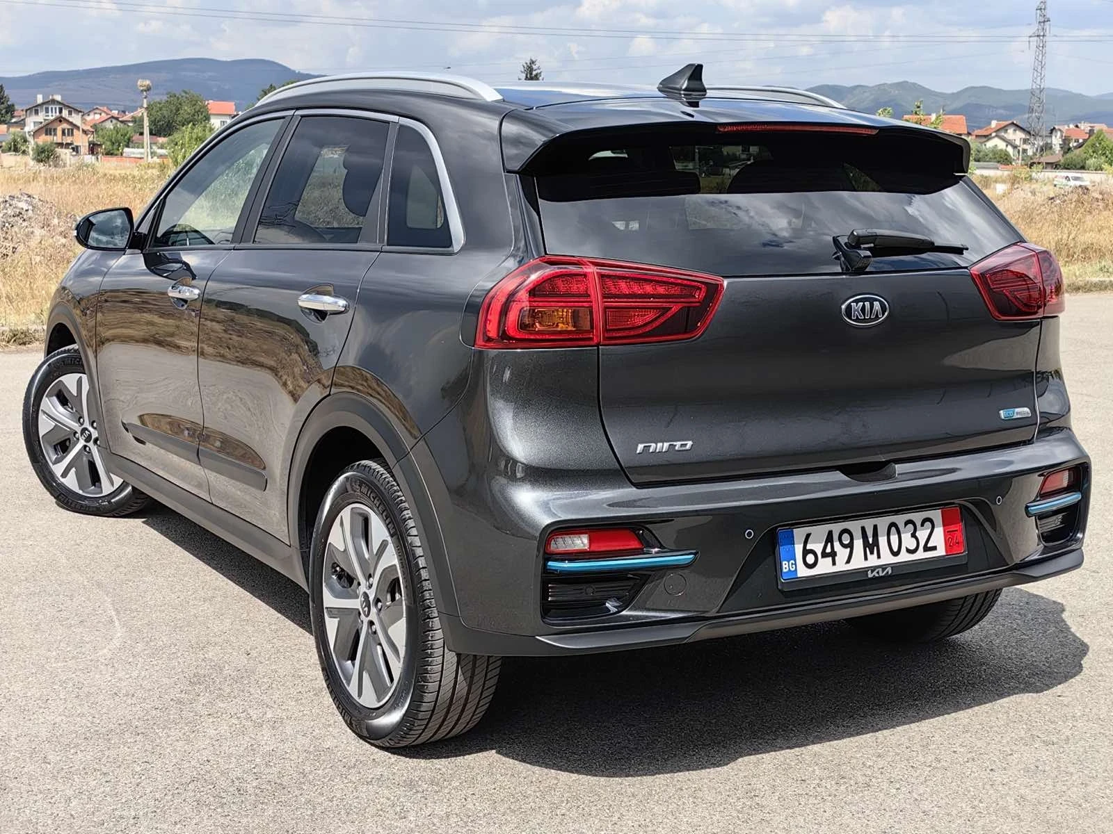 Kia Niro 67kw* 204k.c.* КАТО НОВА*  - изображение 6