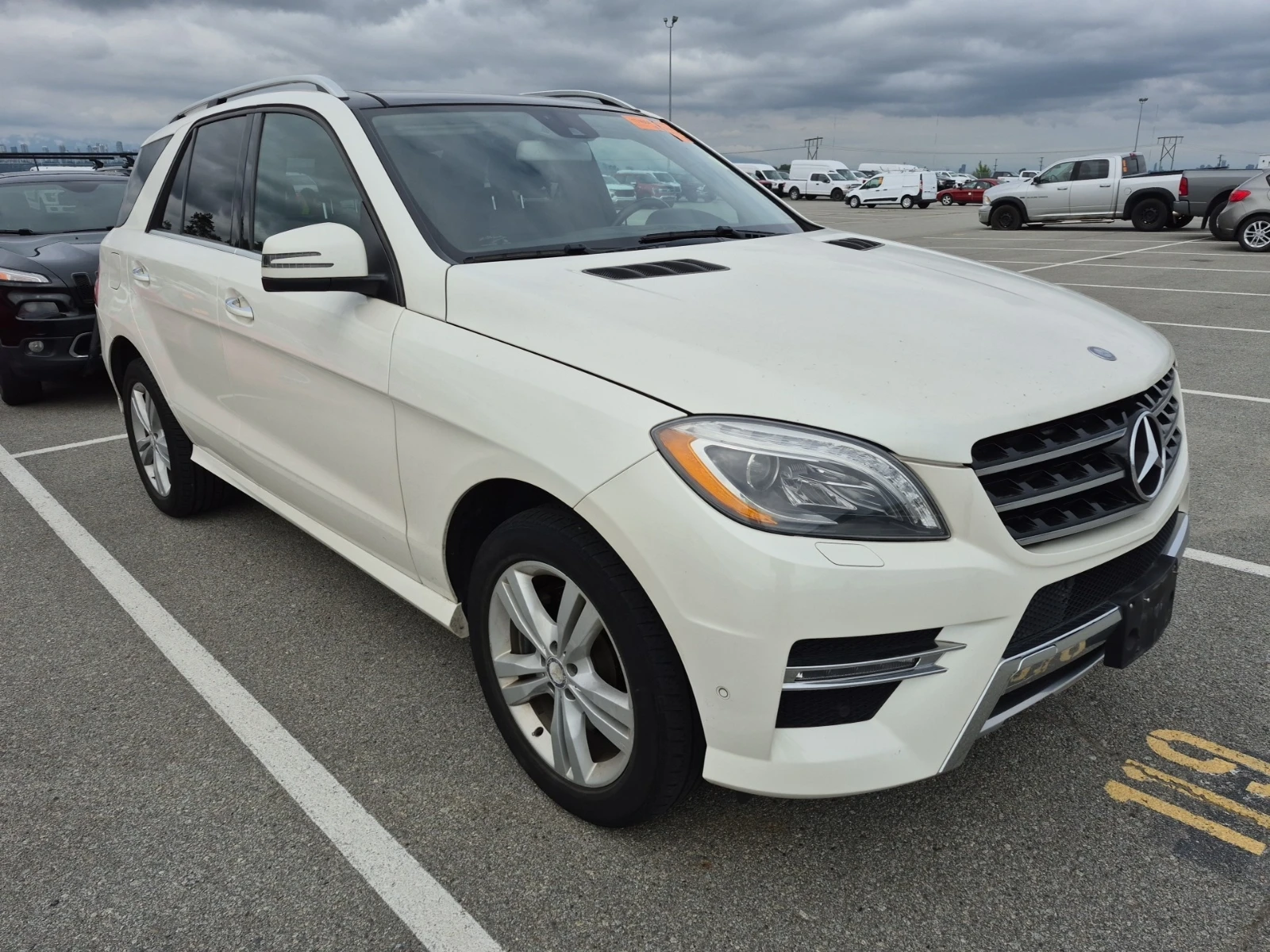 Mercedes-Benz ML 350 * 4MATIC * CARFAX * АВТОКРЕДИТ - изображение 3