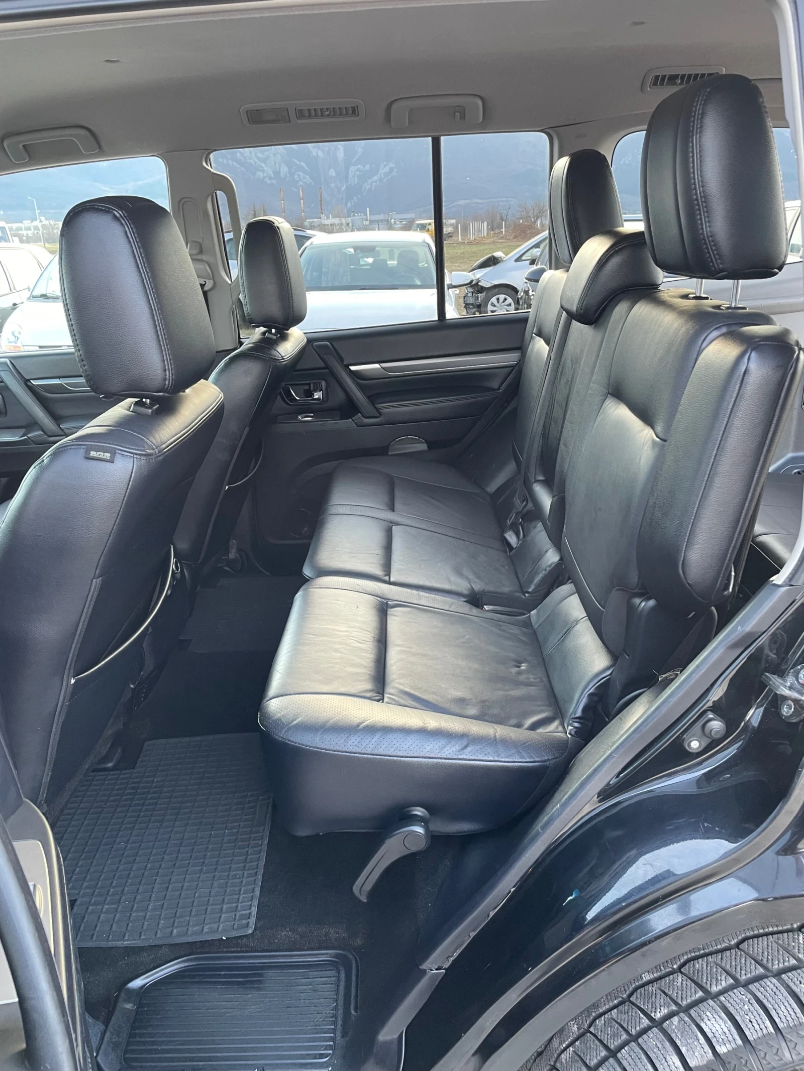 Mitsubishi Pajero 7   | Mobile.bg   10