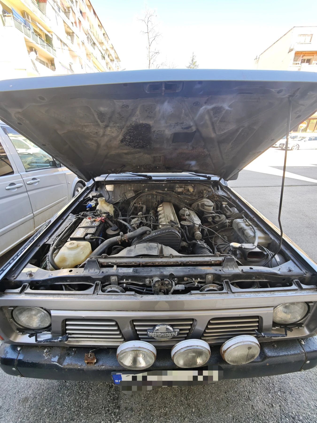 Nissan Patrol, снимка 2 - Автомобили и джипове - 54112288