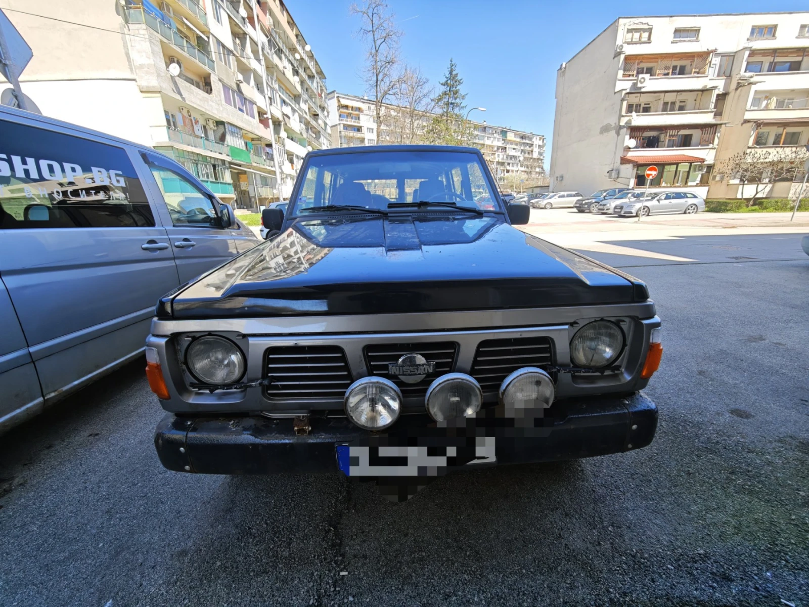 Nissan Patrol, снимка 3 - Автомобили и джипове - 54112288