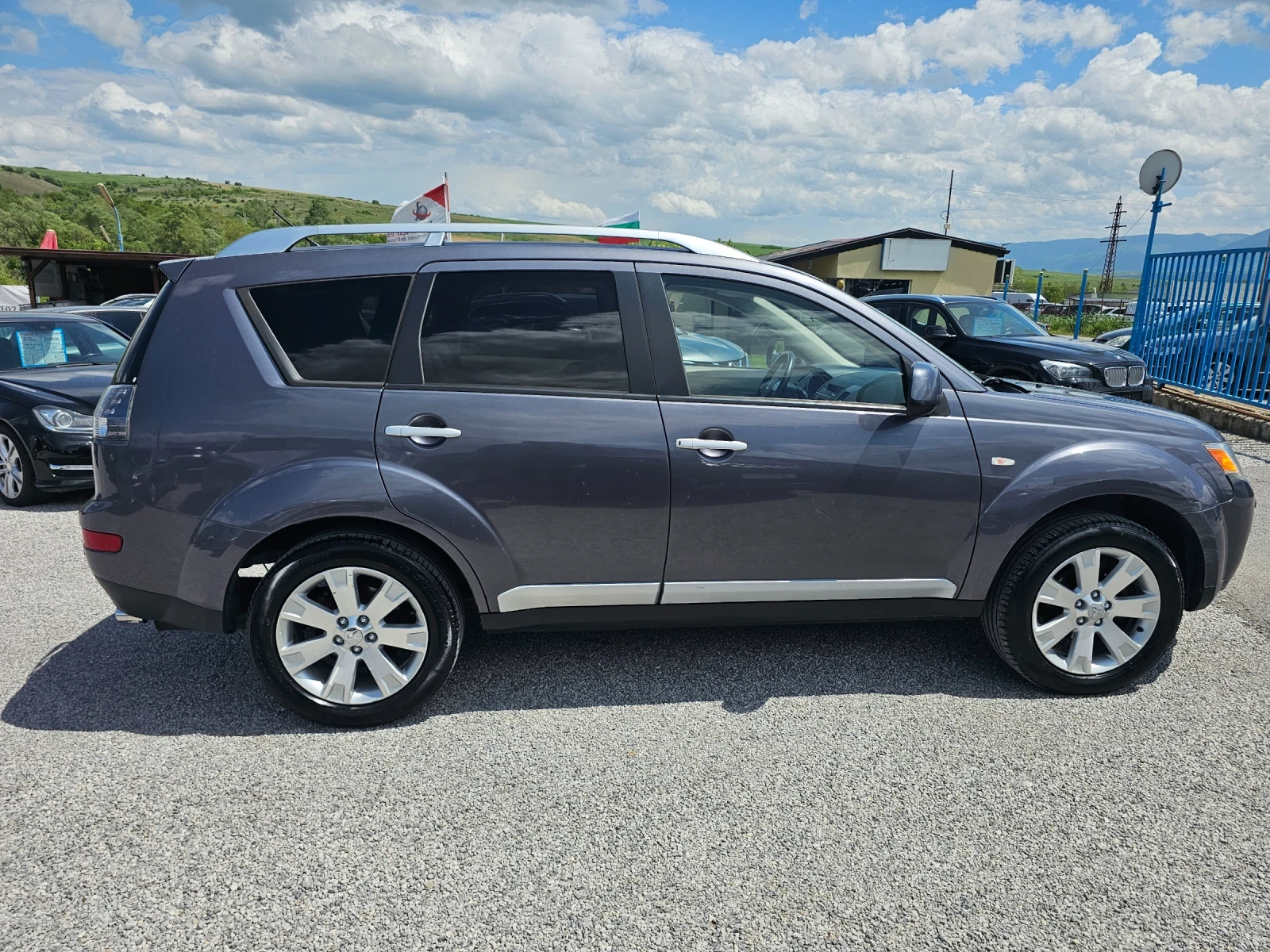 Mitsubishi Outlander 2.2 D 4x4, снимка 7 - Автомобили и джипове - 54573459