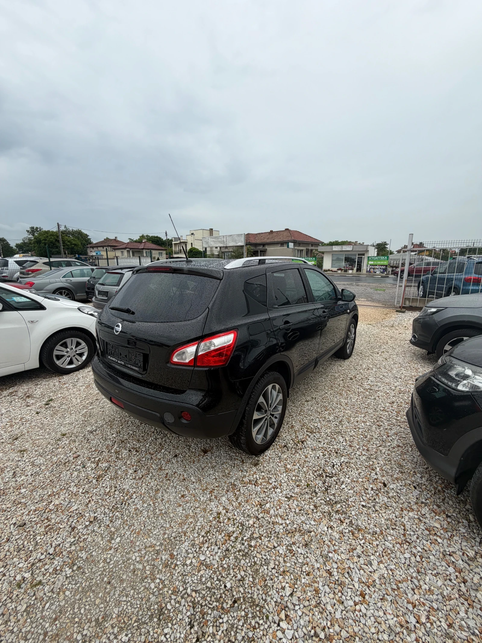 Nissan Qashqai 2.0 Бензин 4х4, снимка 4 - Автомобили и джипове - 54641237