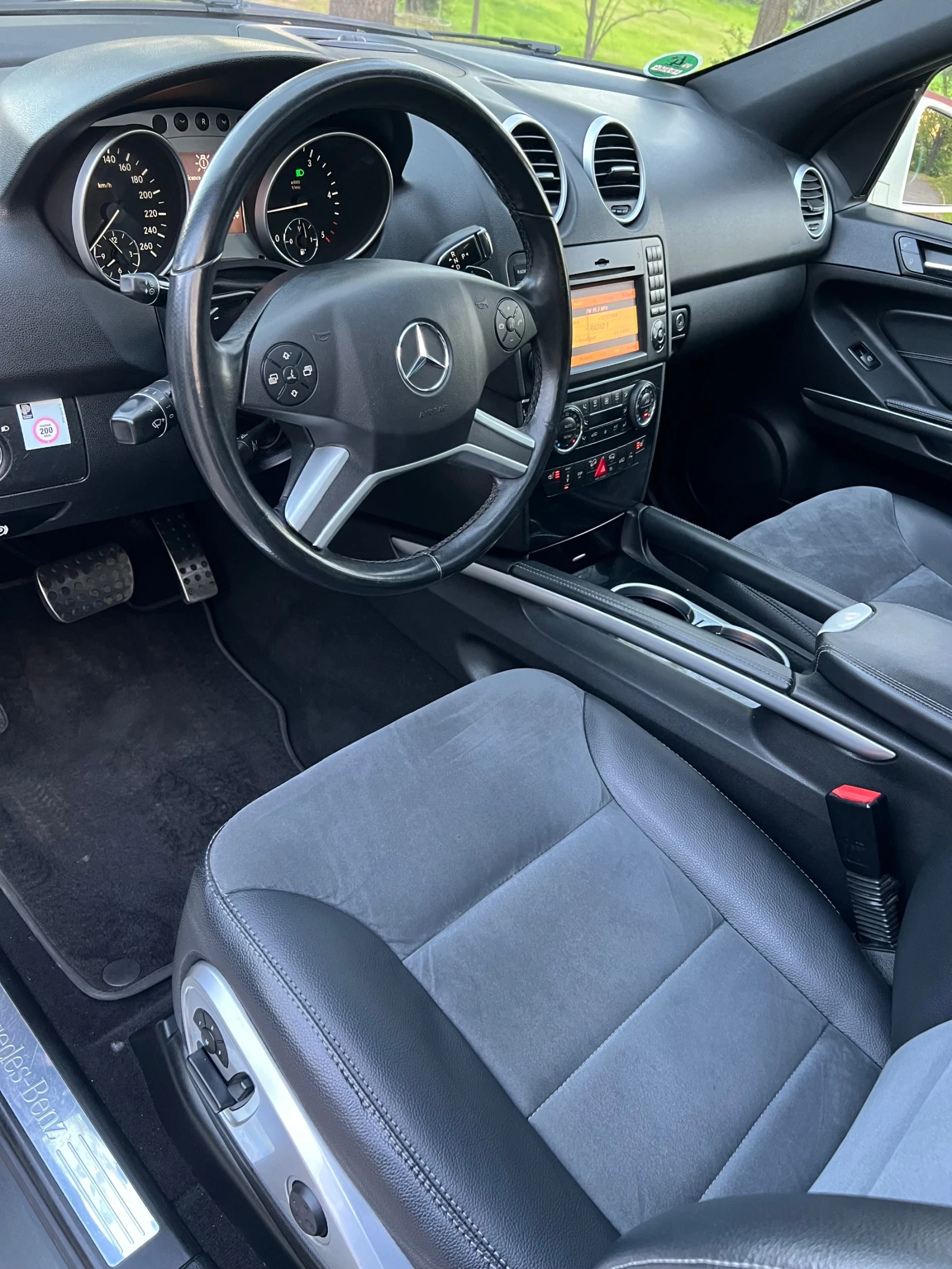 Mercedes-Benz ML 350 FACELIFT/2xTV/MEMORY/4MATIC, снимка 8 - Автомобили и джипове - 54870777