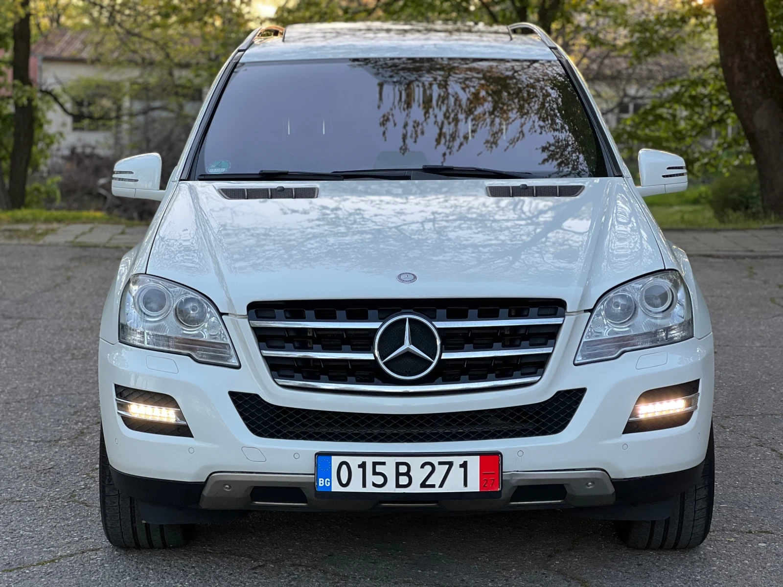 Mercedes-Benz ML 350 FACELIFT/2xTV/MEMORY/4MATIC, снимка 2 - Автомобили и джипове - 54870777