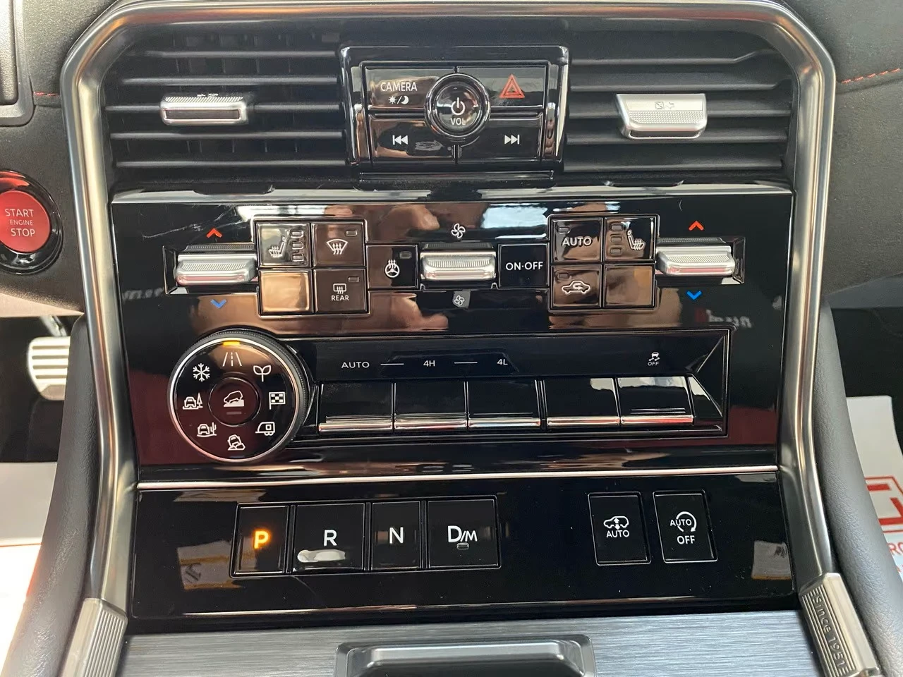 Nissan Armada 6+ 1* NISMO* PANO* DISTR* MEMORY* , снимка 14 - Автомобили и джипове - 56113964