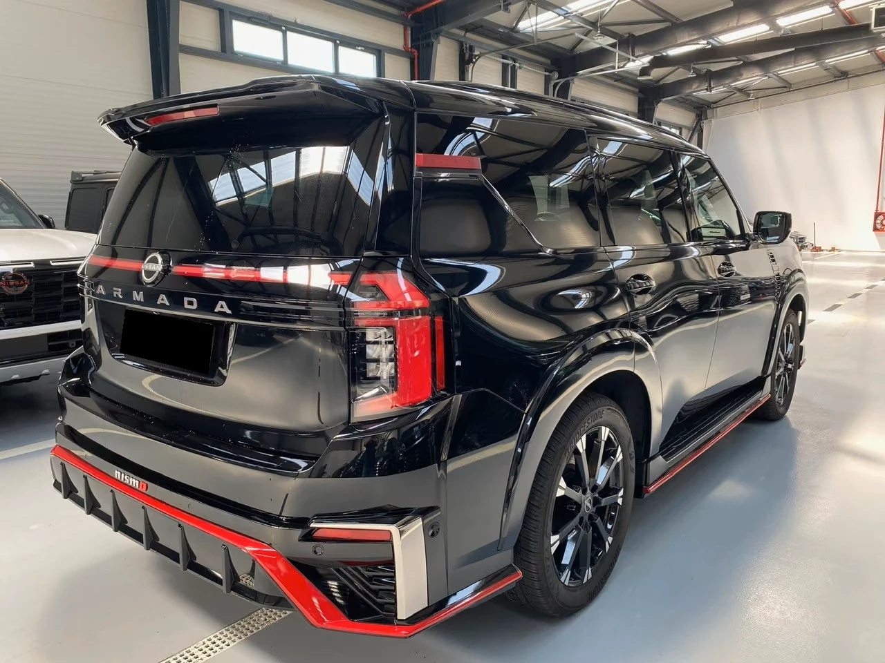 Nissan Armada 6+ 1* NISMO* PANO* DISTR* MEMORY* , снимка 4 - Автомобили и джипове - 56113964