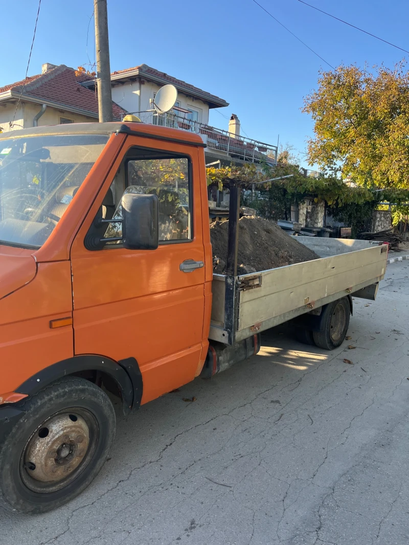 Iveco 3512 2, 5TD б категория, снимка 4 - Бусове и автобуси - 47956752