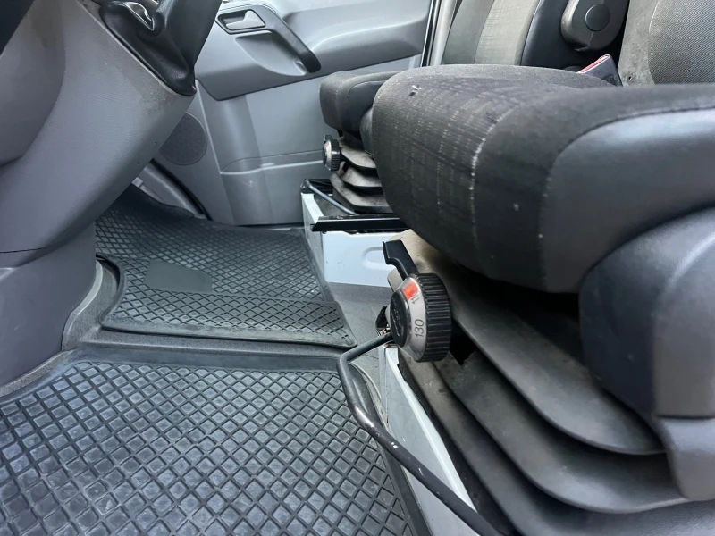 Mercedes-Benz Sprinter 313 215.000км , КЛИМА , NAVI , снимка 10 - Бусове и автобуси - 52557799