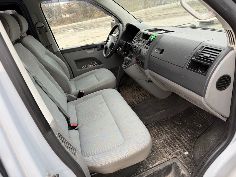 VW T5 1.9 TDI 8+ 1, снимка 13 - Бусове и автобуси - 53437470