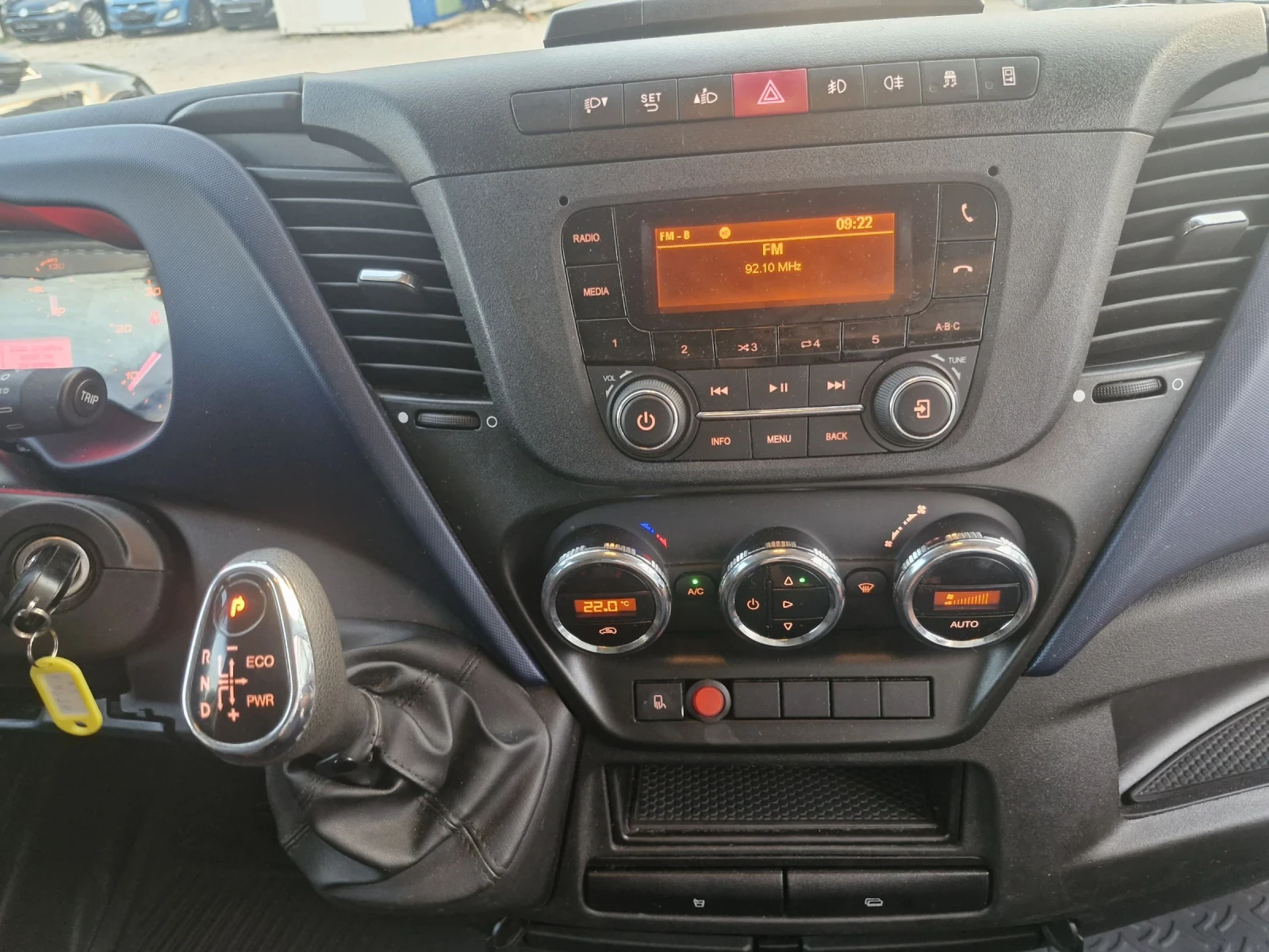 Iveco Daily 35S18 HI-MATIC 4.10м 3.5Т  - изображение 10