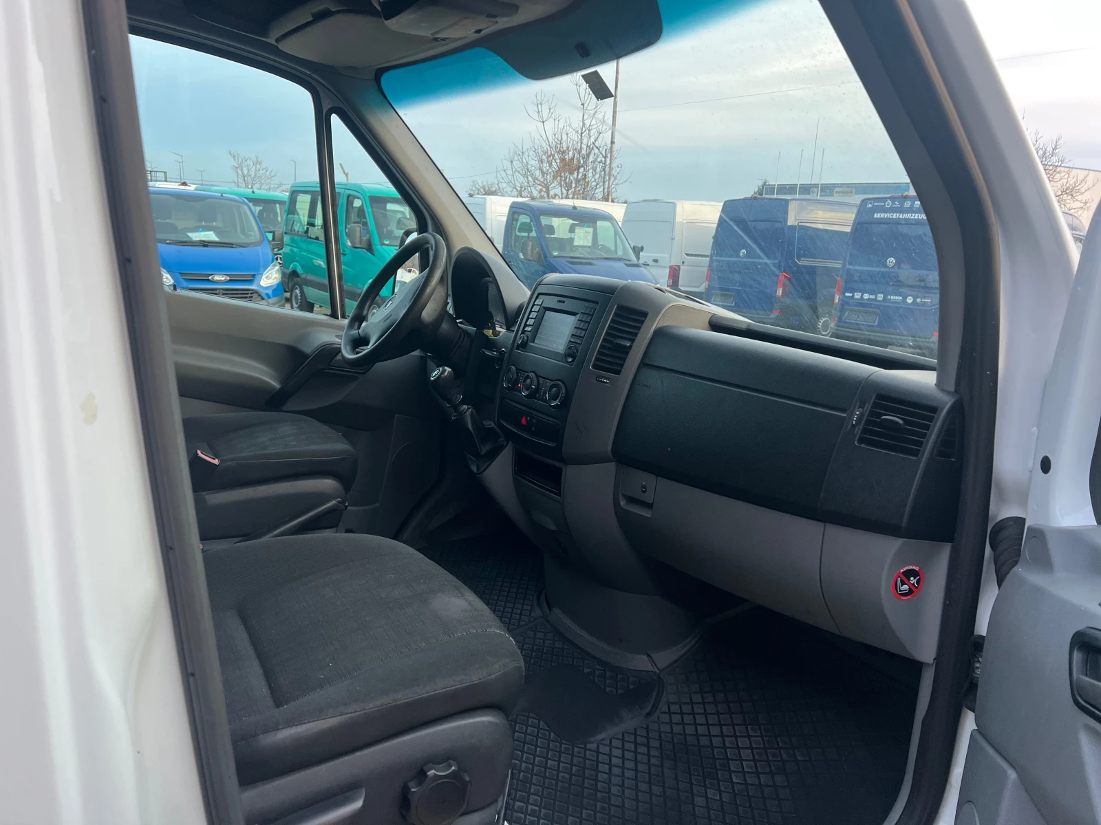 Mercedes-Benz Sprinter 313 215.000 ,  , NAVI  | Mobile.bg   13