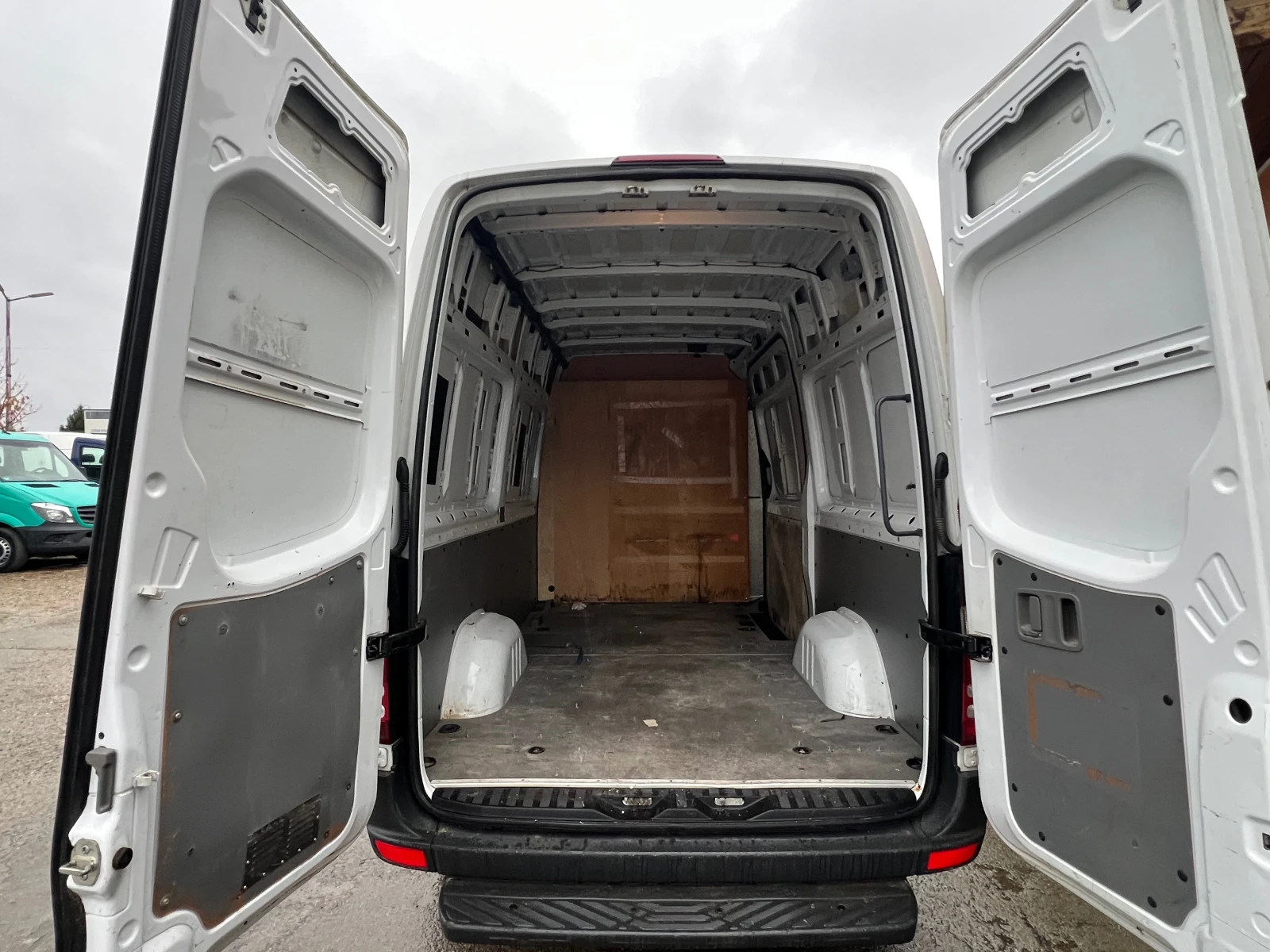 Mercedes-Benz Sprinter 313 215.000км , КЛИМА , NAVI  - изображение 6