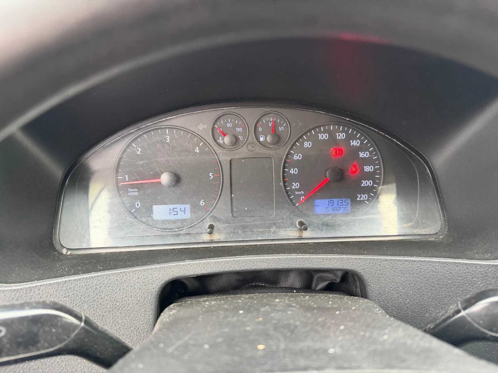 VW T5 1.9 TDI 8+ 1 - изображение 6