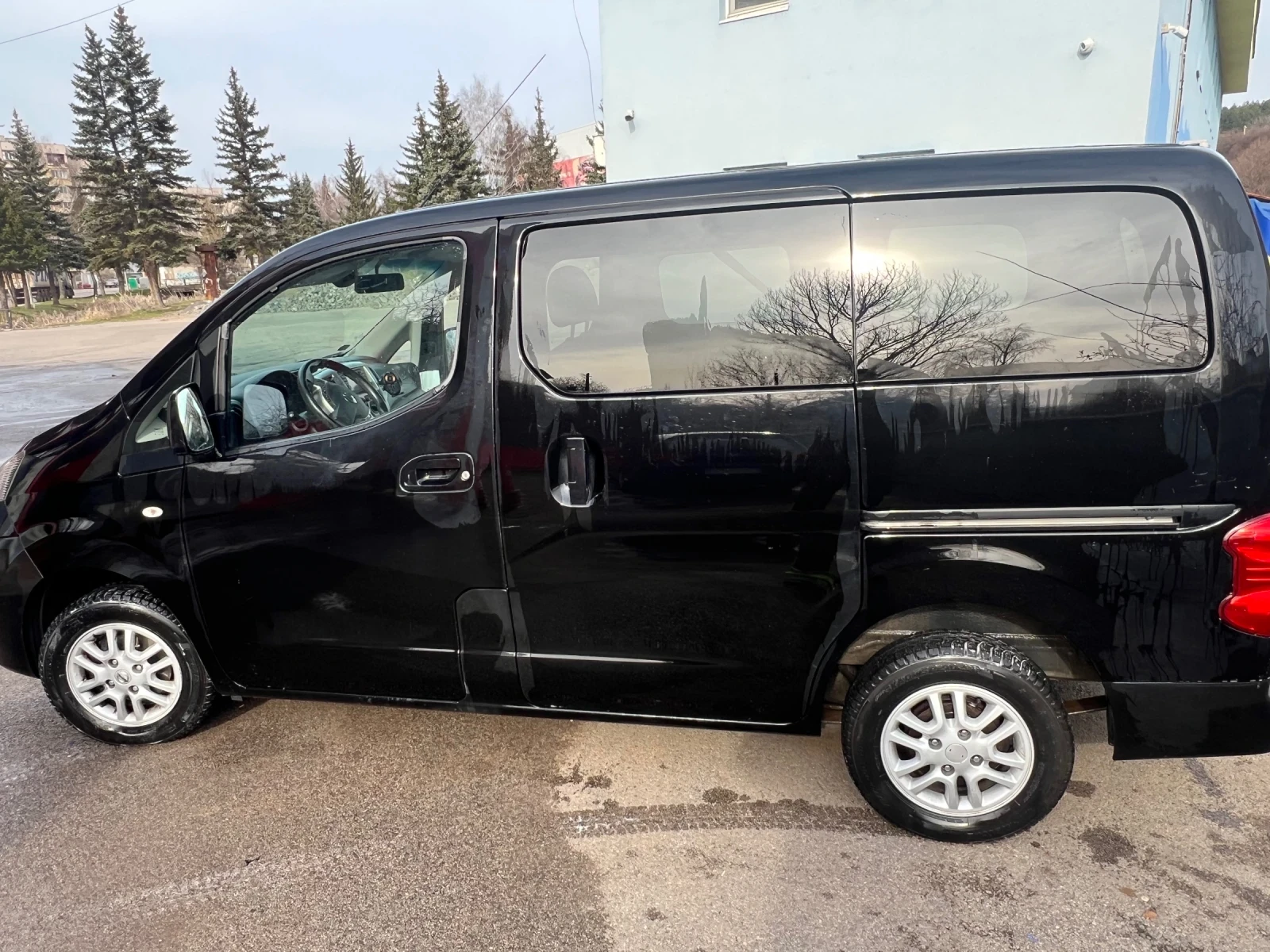 Nissan NV200  - изображение 2