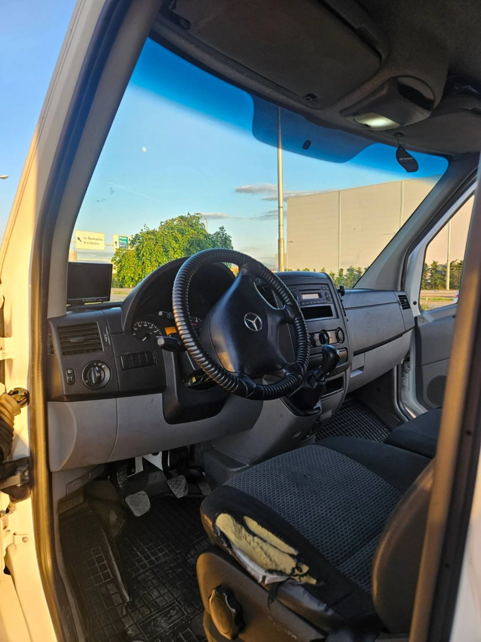 Mercedes-Benz Sprinter ПАДАЩ БОРД , ДВОЙНА ГУМА, снимка 15 - Бусове и автобуси - 54734484