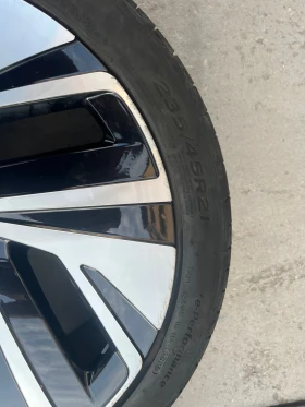 Гуми с джанти Pirelli 235/45R21, снимка 2