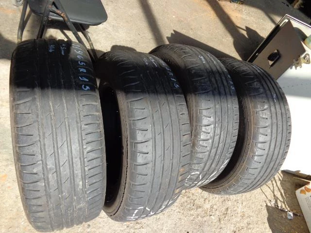 Гуми Летни 215/65R15, снимка 6 - Гуми и джанти - 15828121