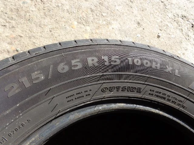 Гуми Летни 215/65R15, снимка 8 - Гуми и джанти - 15828121