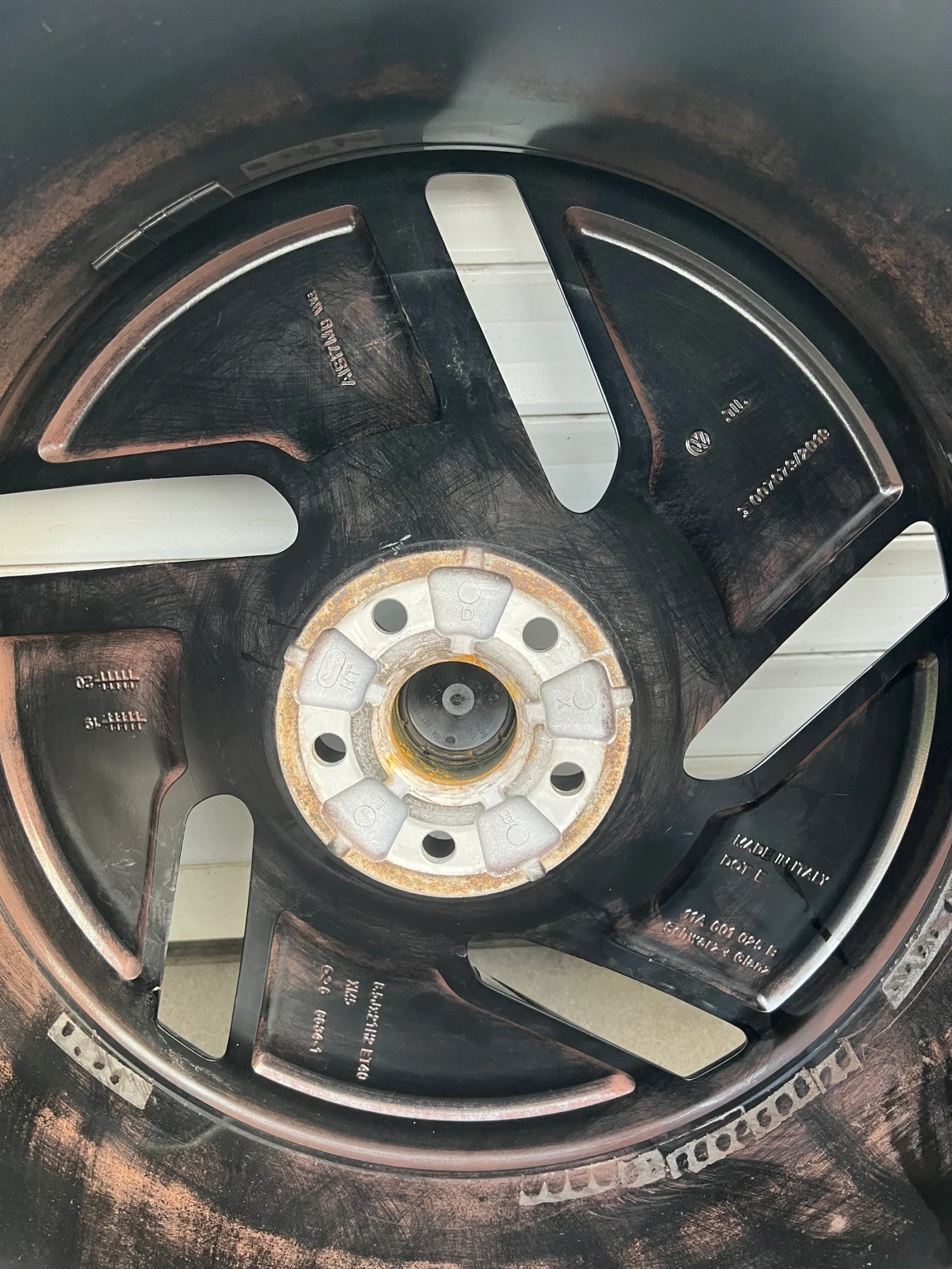 Гуми с джанти Pirelli 235/45R21, снимка 13 - Гуми и джанти - 56740871