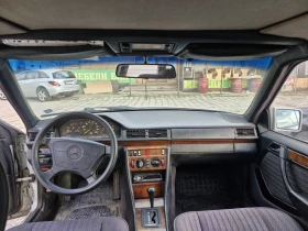 Mercedes-Benz E 300 124, снимка 5