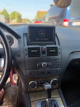 Mercedes-Benz C 220, снимка 9