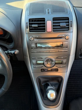 Toyota Auris 1.4 VVT-i, снимка 9