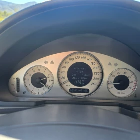 Mercedes-Benz E 320, снимка 11