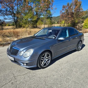 Mercedes-Benz E 320, снимка 3