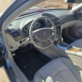 Mercedes-Benz E 320, снимка 9