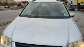 VW Touran - 5000 лв. / 2556.46 € - 62982371 3