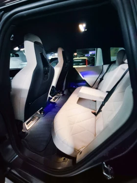 BMW iX 40, снимка 8