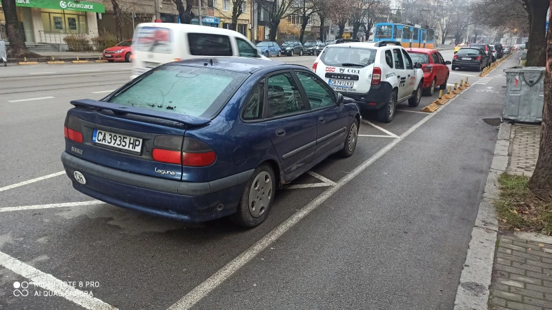 Renault Laguna, снимка 2 - Автомобили и джипове - 48009994