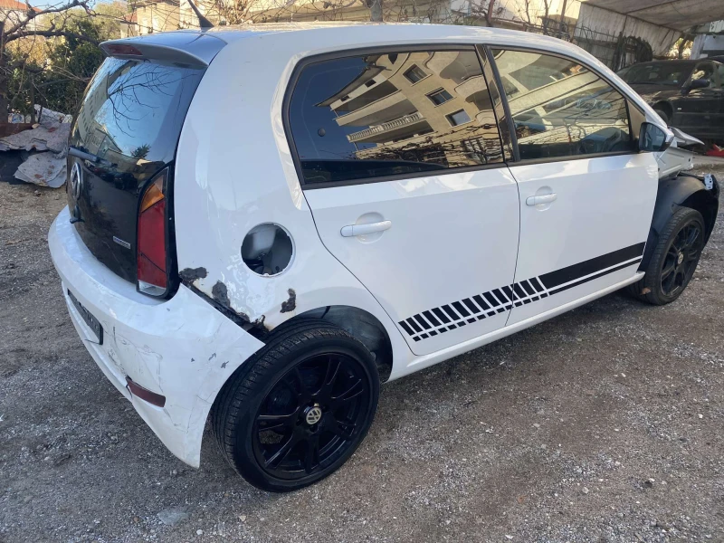 VW Up 1.0 MPI, снимка 2 - Автомобили и джипове - 48064415