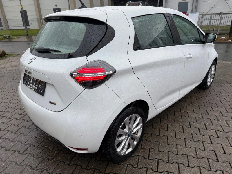 Renault Zoe R110 Experience 52kWh, снимка 14 - Автомобили и джипове - 48517377