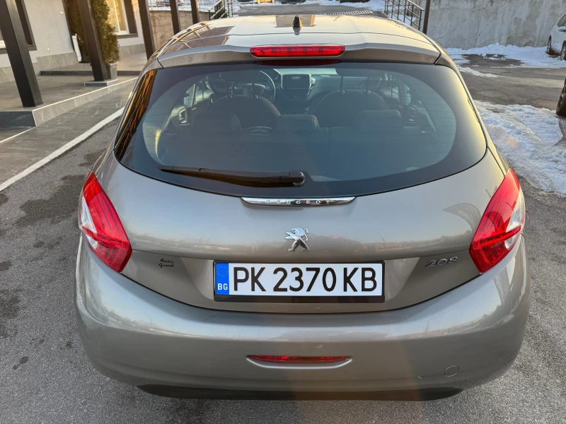 Peugeot 208 1.4HDI НОВ ВНОС , снимка 5 - Автомобили и джипове - 48725193