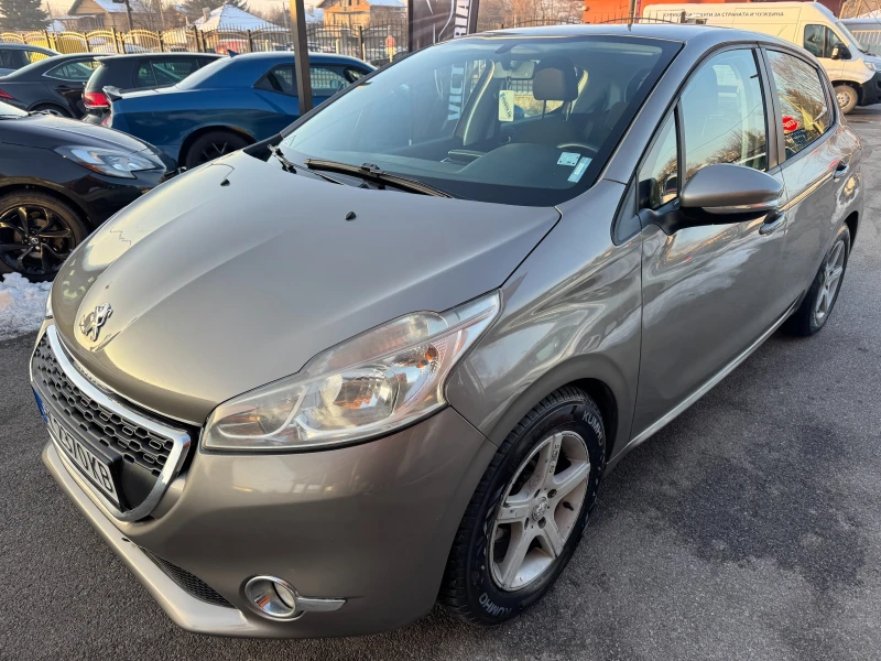 Peugeot 208 1.4HDI НОВ ВНОС , снимка 1 - Автомобили и джипове - 48725193