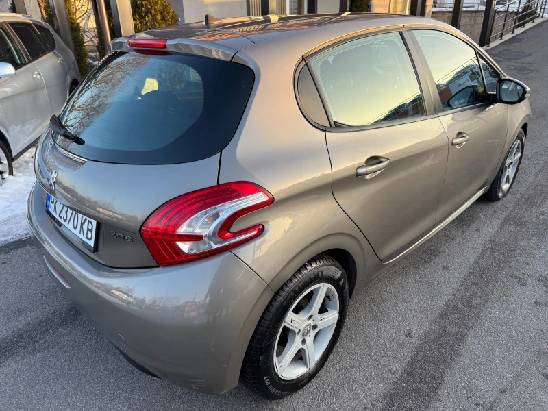 Peugeot 208 1.4HDI НОВ ВНОС , снимка 6 - Автомобили и джипове - 48725193