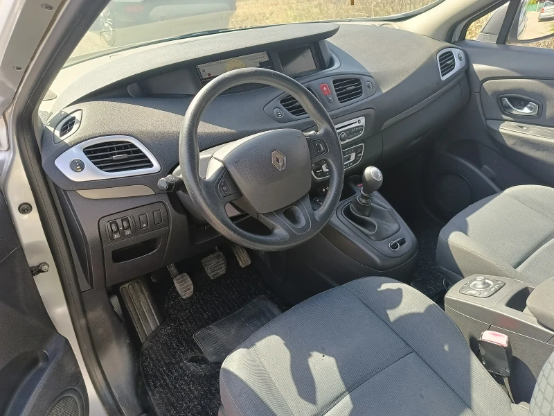 Renault Grand scenic 1.5dci 110к.с 6 скорости, снимка 8 - Автомобили и джипове - 49493603