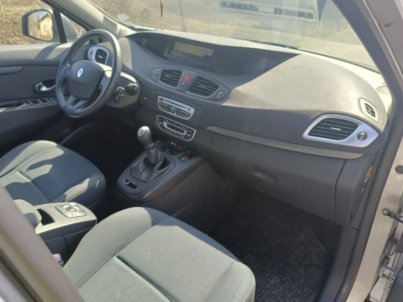 Renault Grand scenic 1.5dci 110к.с 6 скорости, снимка 12 - Автомобили и джипове - 49493603