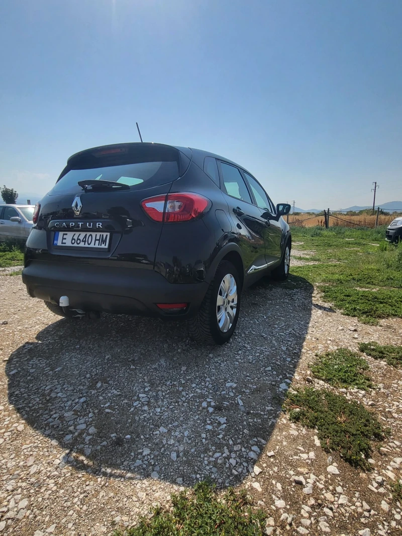 Renault Captur, снимка 4 - Автомобили и джипове - 51210815