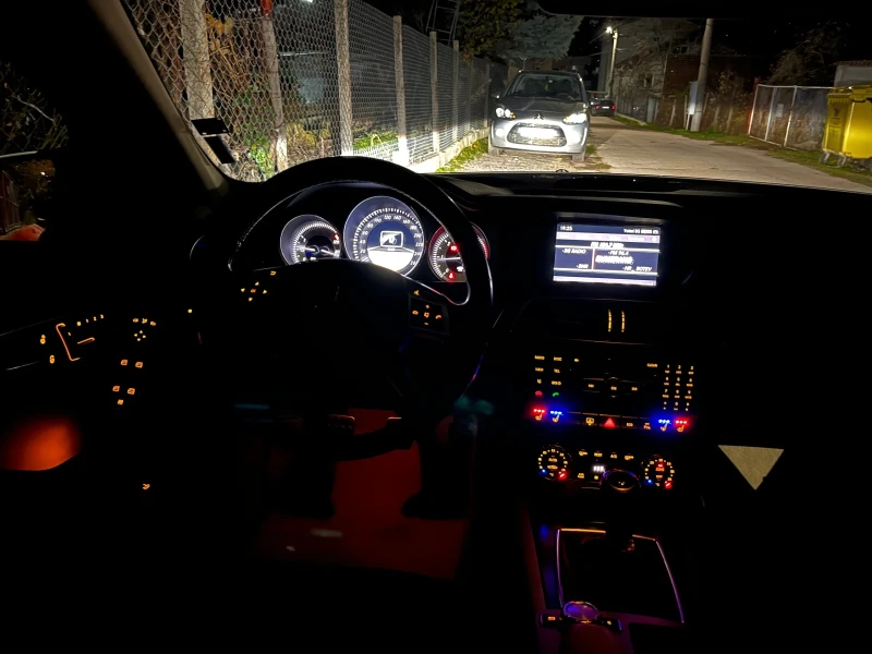 Mercedes-Benz C 220, снимка 10 - Автомобили и джипове - 52496357