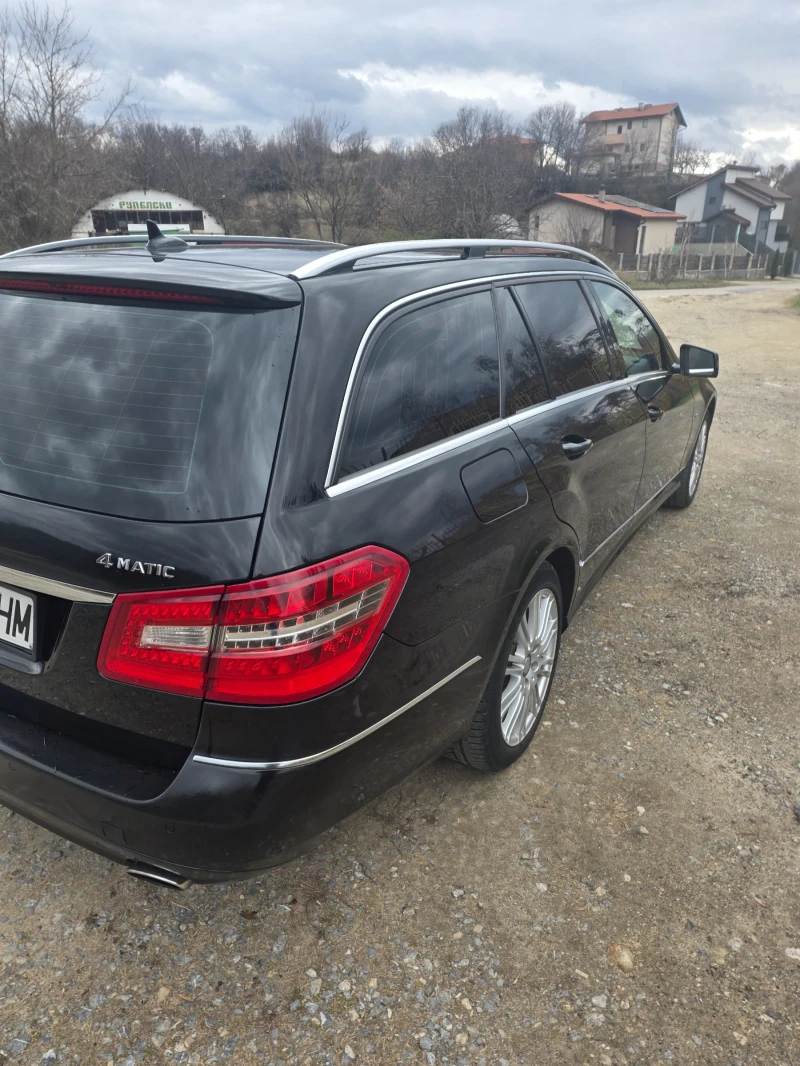 Mercedes-Benz E 350 W212, снимка 5 - Автомобили и джипове - 52965526