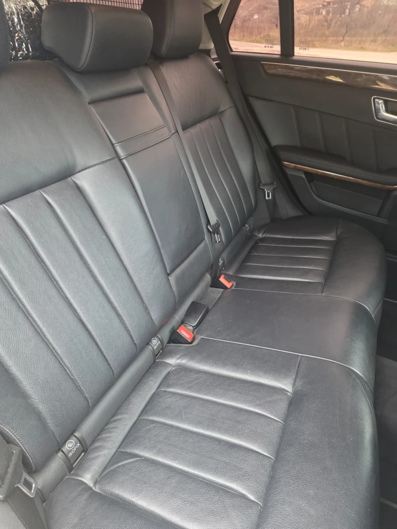 Mercedes-Benz E 350 W212, снимка 9 - Автомобили и джипове - 52965526