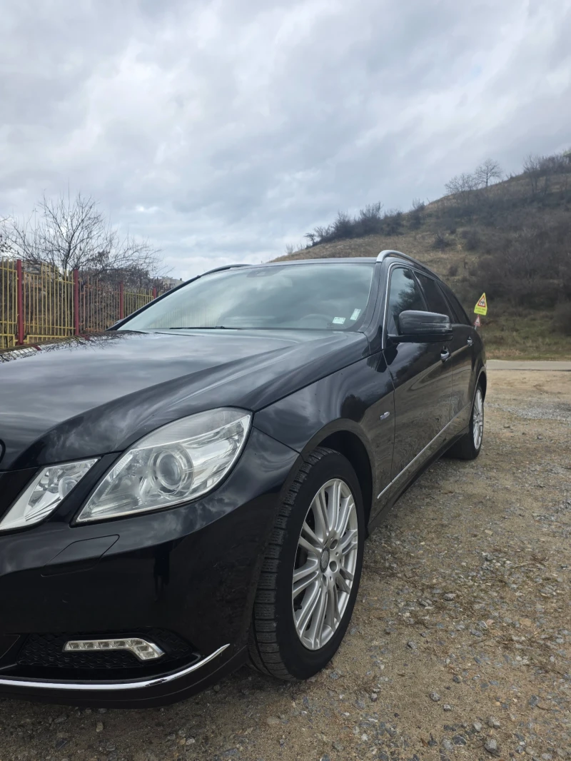 Mercedes-Benz E 350 W212, снимка 2 - Автомобили и джипове - 52965526